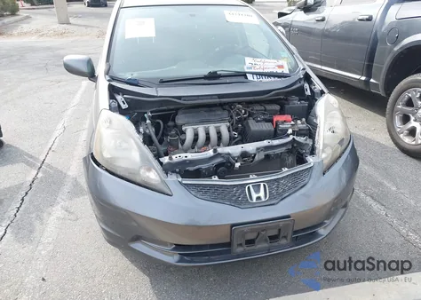 2013 Honda Fit z USA, uszkodzony, nr VIN JHMGE8H30DC079721
